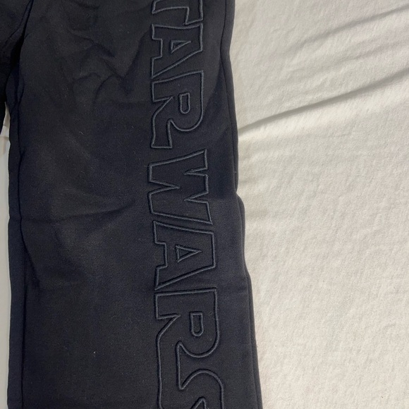 GAP Star Wars fleece joggers new NWT - Picture 2 of 5
